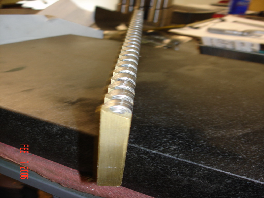 close-up-roller-workblade-multiple-rollers