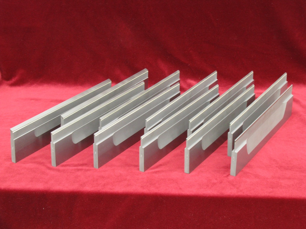 Centerless Blade Mobile Site